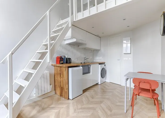 Cosy Apartment In Batignolles